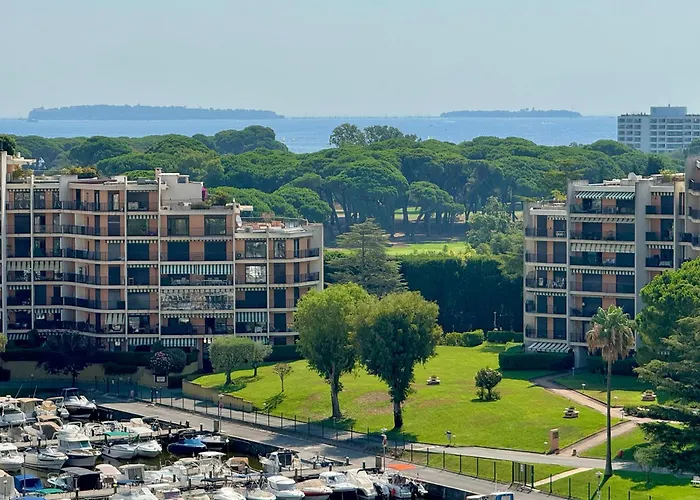 My Resid Appart Divina Cannes Marina Vue Mer